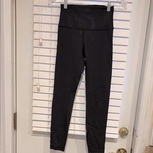 Lululemon 25” wunder train black on black embossed leggings